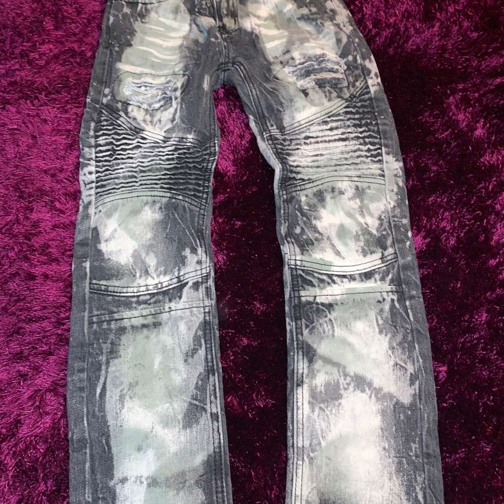 Straight Fitted Jeans